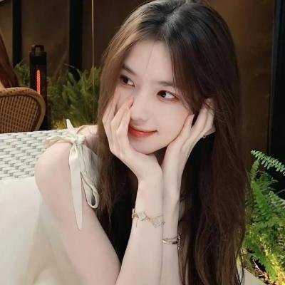 白衣校花与大长腿2
